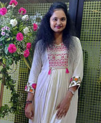 MI1136874 - 25yrs Gujarati Brahmin Gujarati Bride for Shaadi